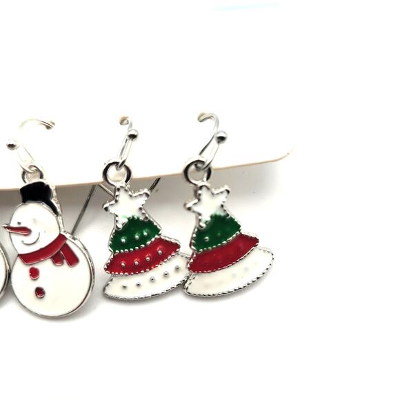 Holiday Christmas Fashion Earrings 3 Pair Tree Snowman Wreath Gift  Silver Tone - Picture 4 of 5
